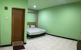 Sukabumi Indah Hotel